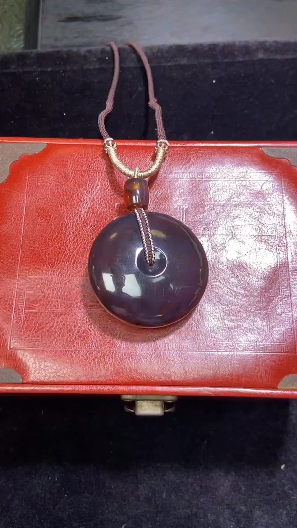 琥珀吊坠(赠链)未镶嵌吊坠