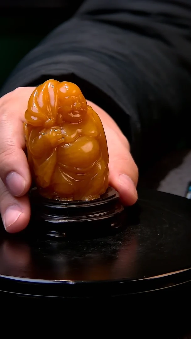 【闪购商品】田黄石麦芽糖弥勒佛摆件