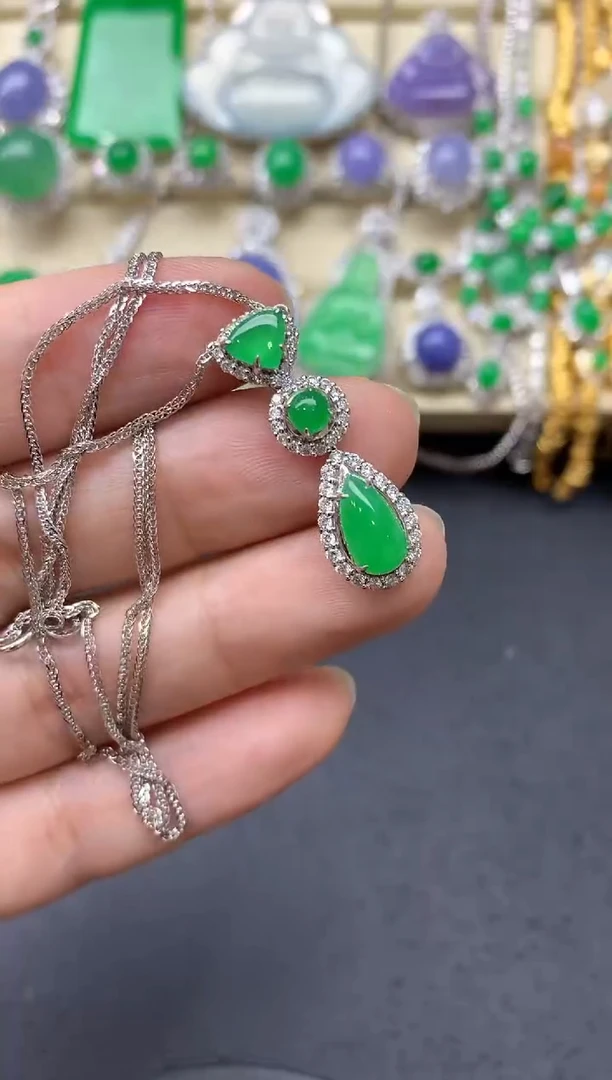 翡翠18K金镶嵌颈饰523-中国好珍宝