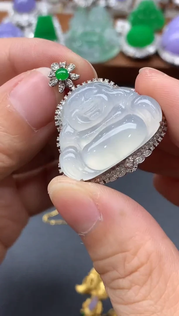 颈饰18K金镶嵌翡翠495中国好珍宝