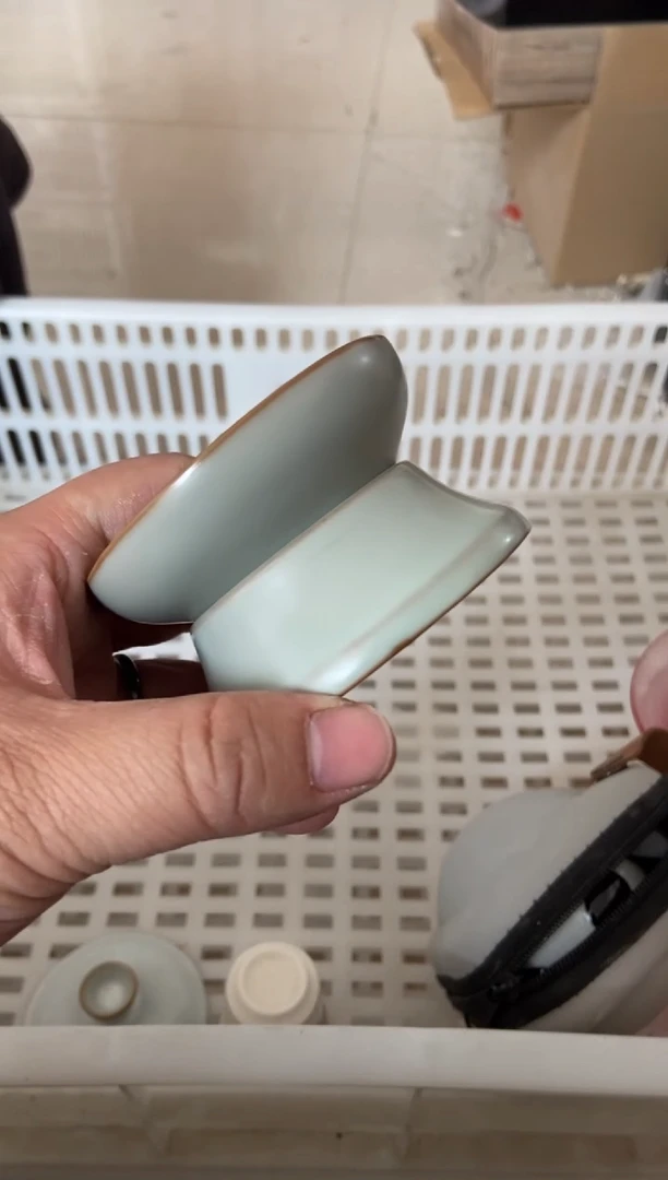 杯无运费险有瑕疵的摄影的产品有使用过的痕迹有点脏介意勿拍