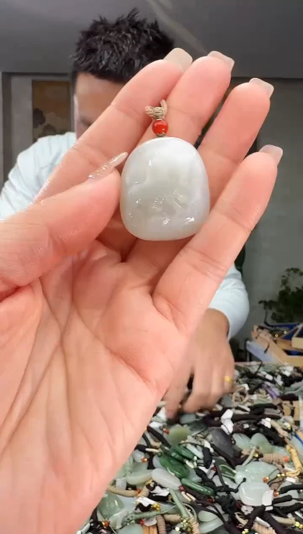 颈饰未镶嵌和田玉拍一发一多样性发货