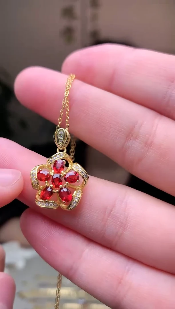 颈饰蓝宝石银S925镶嵌吊坠