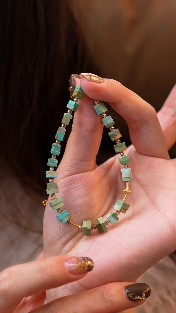 18K金镶嵌绿松石设计款彩系列-方块