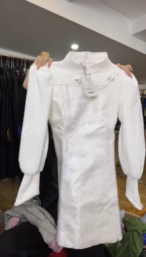 卫衣裙       M码       80-105斤