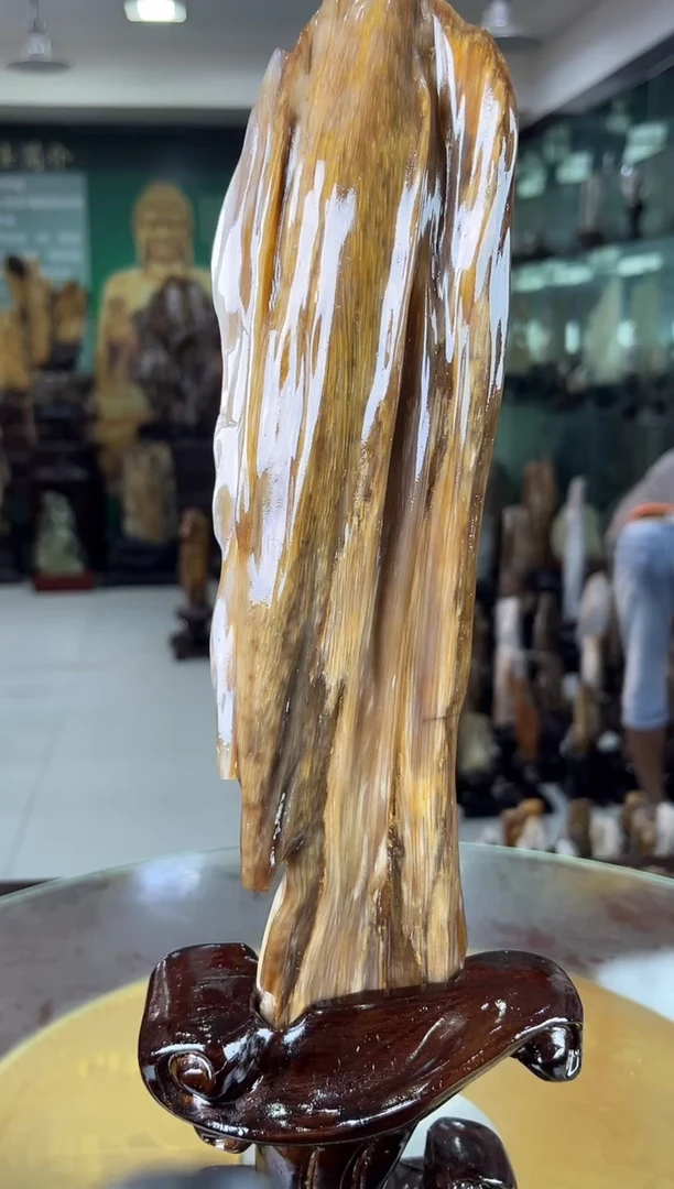 缅甸天然树化玉摆件