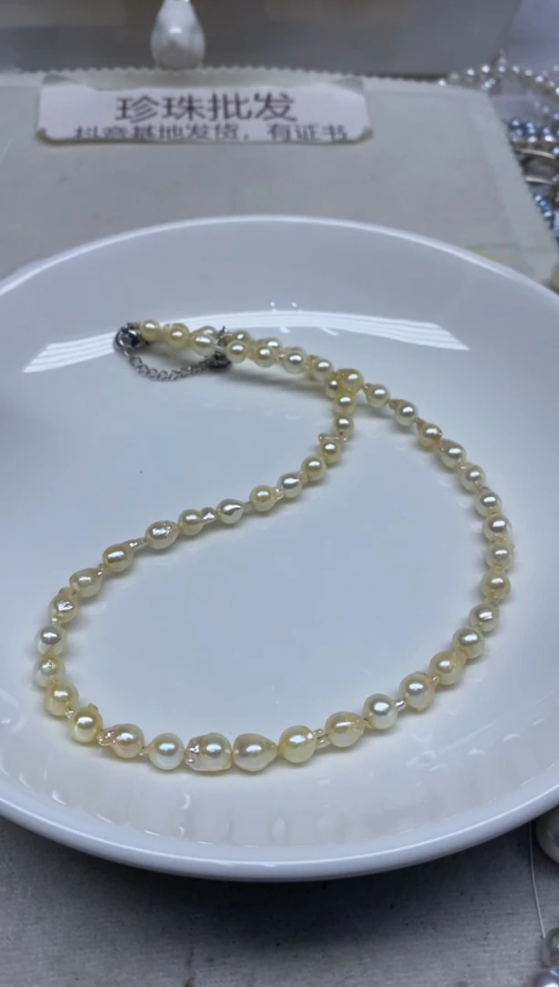 未镶嵌海水珍珠颈饰199