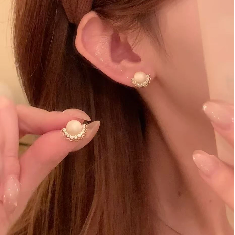 铜合金锆石耳饰 秋冬韩系小香风闪锆珍珠蕾丝耳环女气质耳针耳饰