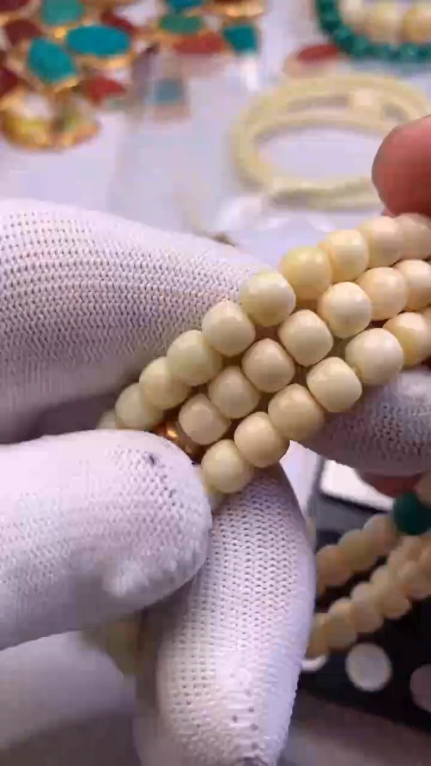 蜜蜡颈饰未镶嵌1010