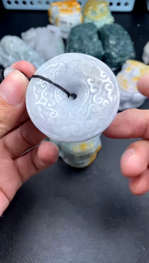 吊坠(不含链)未镶嵌翡翠1