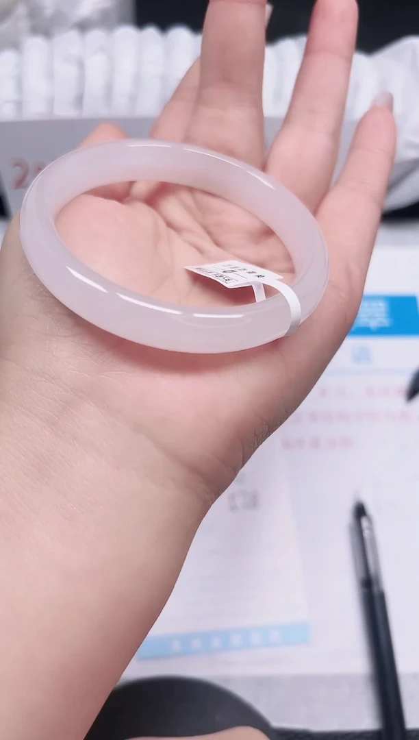 未镶嵌手镯石英质玉10-57.8