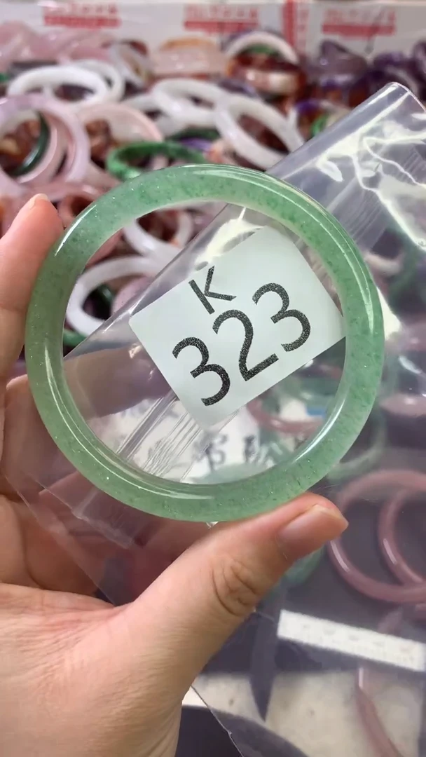 水晶手镯未镶嵌323-60