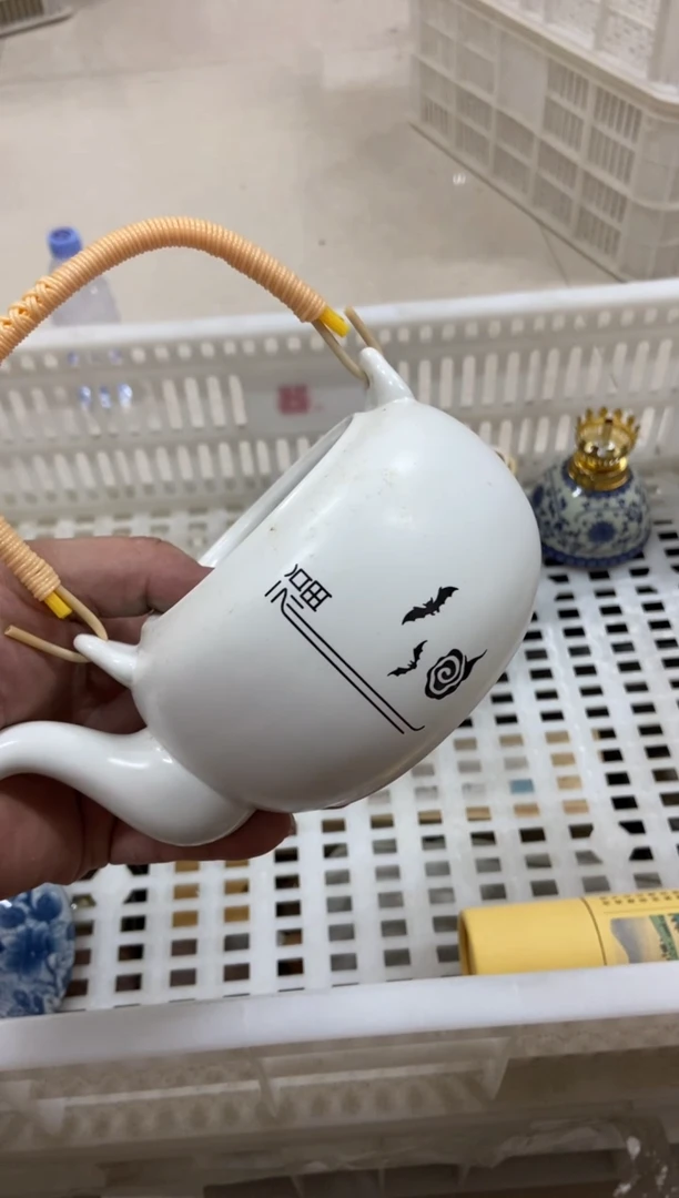 杯无运费险有瑕疵的摄影的产品有使用过的痕迹有点脏介意勿拍