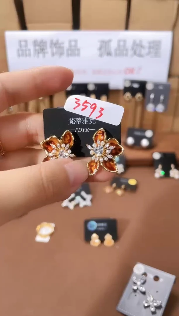 铜合金925银锆石梵3593