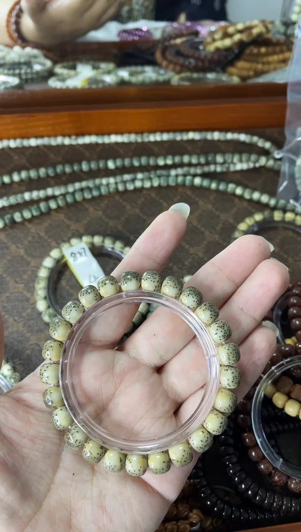 星月菩提手串9*8 原生态灰背河豚同枝果单圈