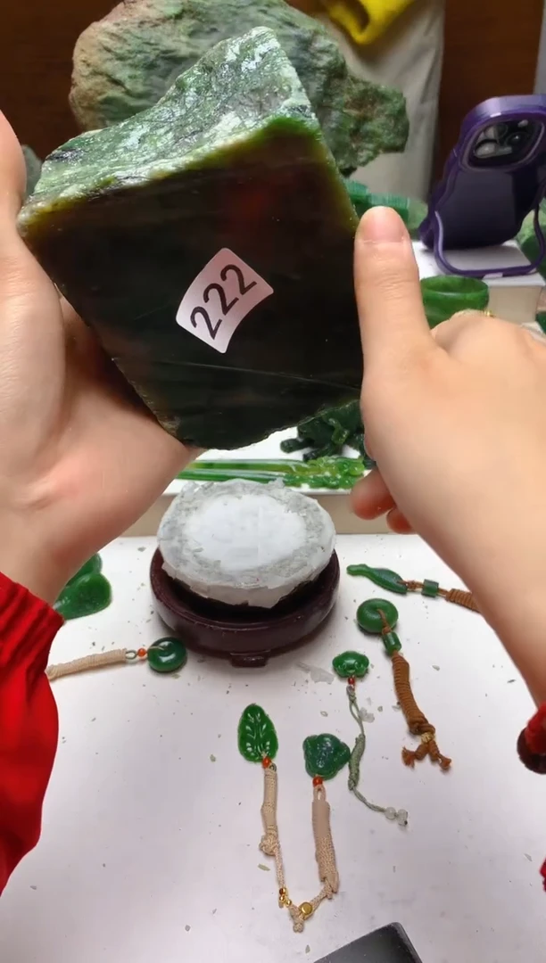 未镶嵌和田玉（碧玉）珠宝半成品1