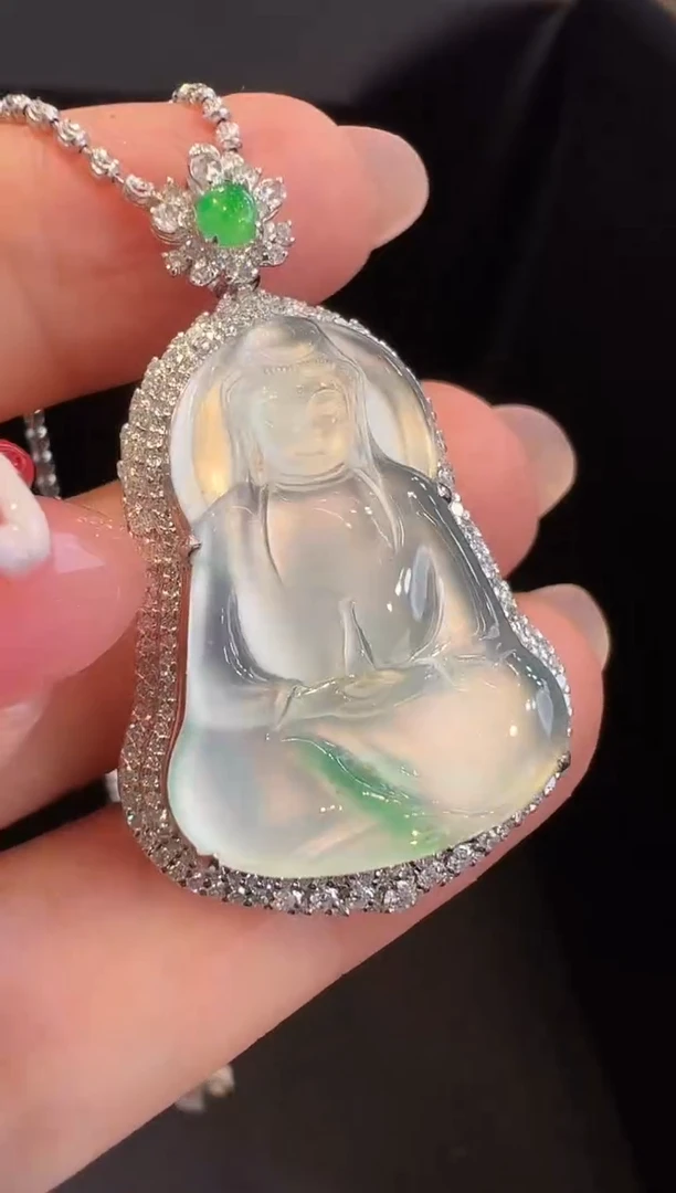 吊坠(不含链)18K金镶嵌翡翠吊坠