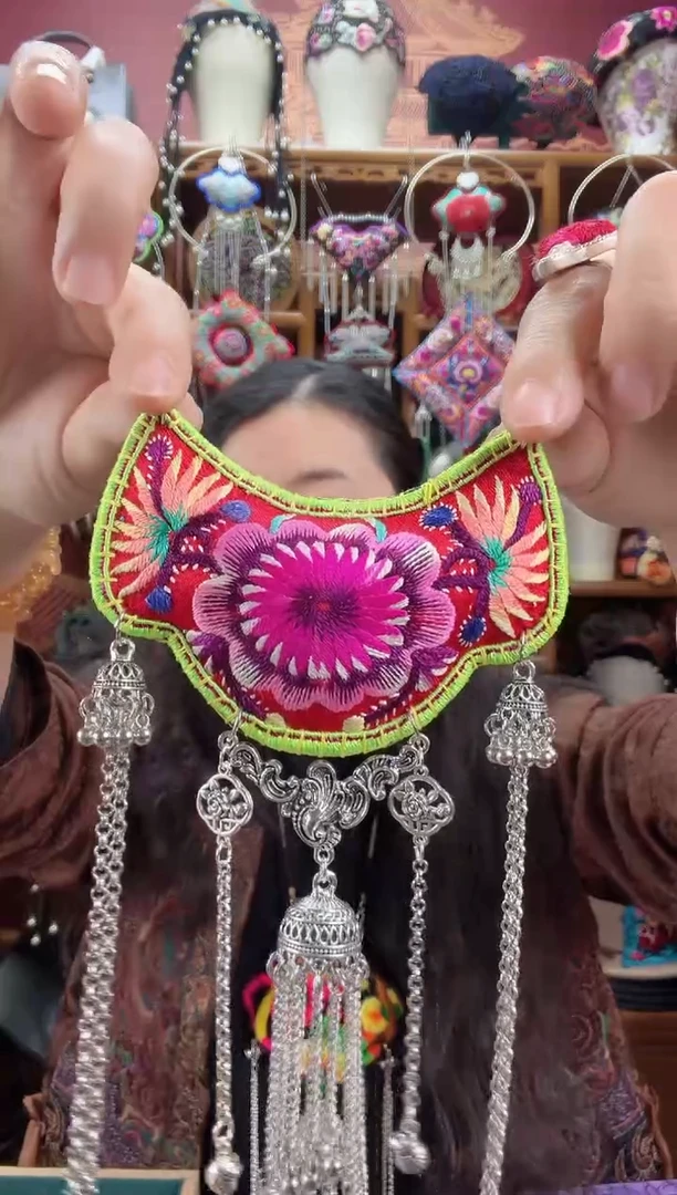 刺绣项链25甜甜家