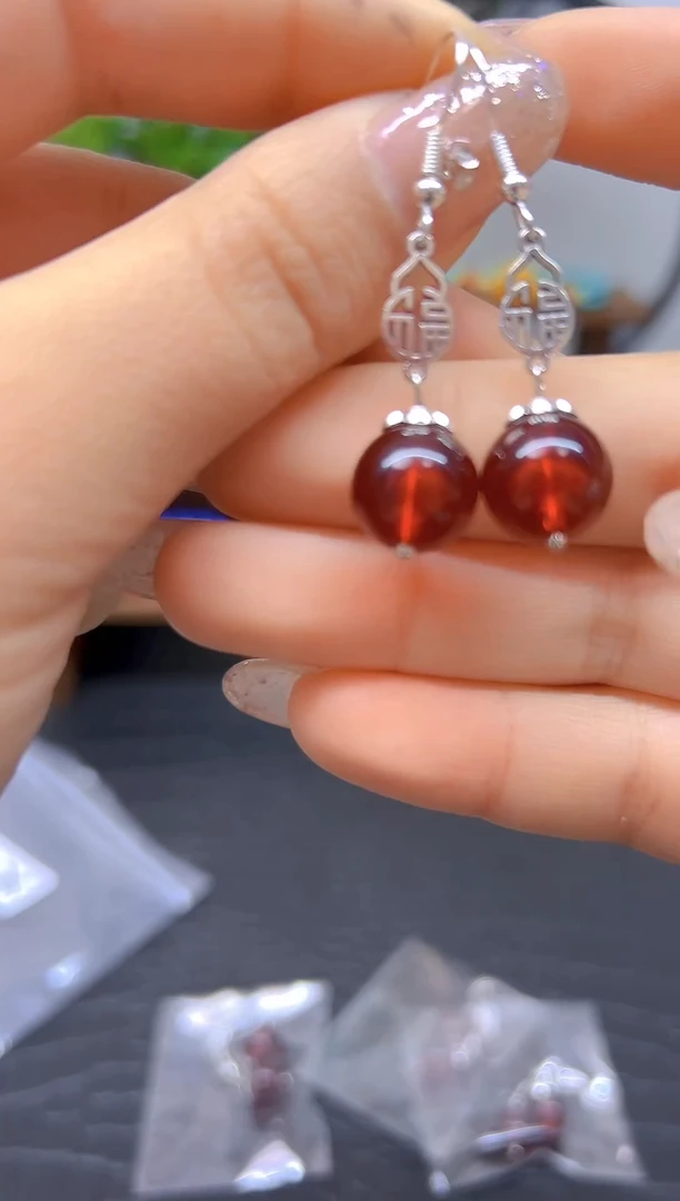 【闪购商品】血珀耳饰银S925镶嵌Diy耳饰E576