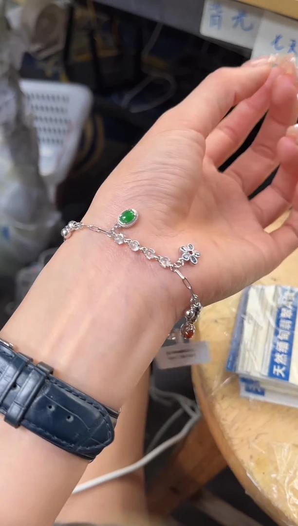 银S925镶嵌戒指翡翠1111