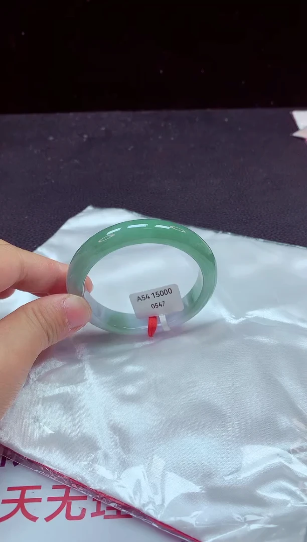 【闪购商品】翡翠手镯（圆镯）未镶嵌手镯54