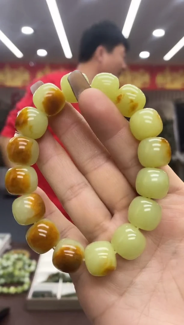 未镶嵌手链透闪石质玉14手串