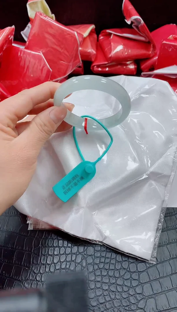 非金属无玲玲256号手镯56.3圈口