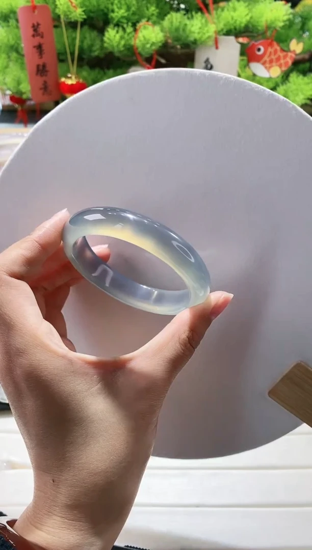 【闪购商品】玛瑙/玉髓手镯未镶嵌150-56.3