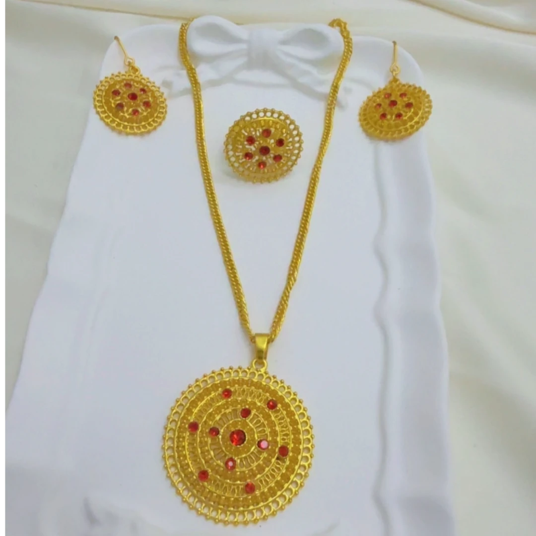 铜合金项链 铜合金民族风altun pasun 项链时尚款三件套金色