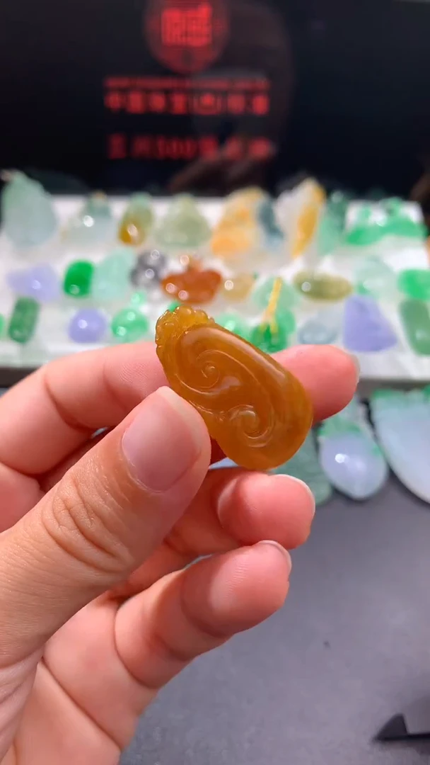 未镶嵌定制翡翠