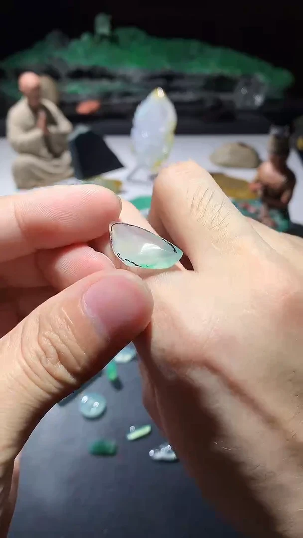 未镶嵌定制翡翠 戒面
