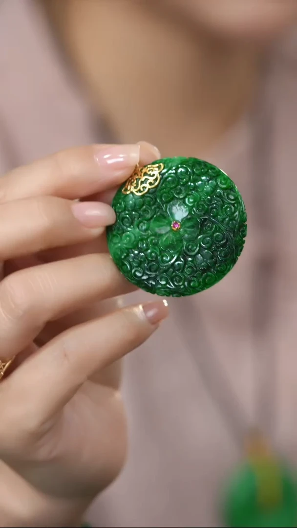 颈饰18K金镶嵌翡翠@YM008112223@