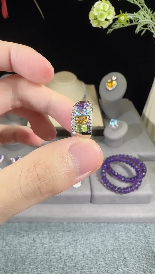 水晶戒指银S925镶嵌8mm多彩宝戒指