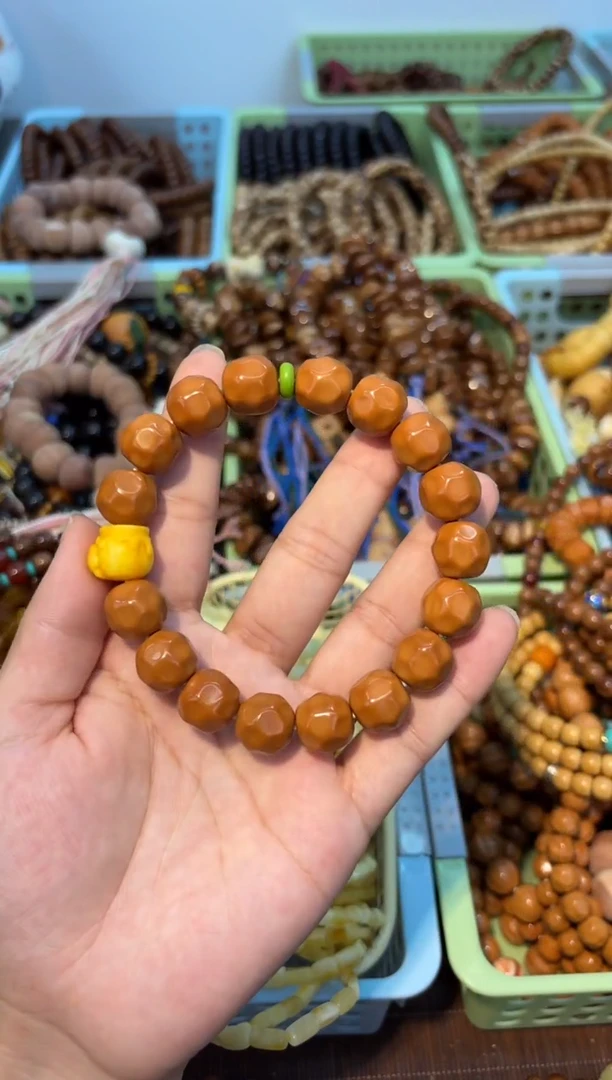 吊坠白玉菩提卡13猴头奶酪单圈