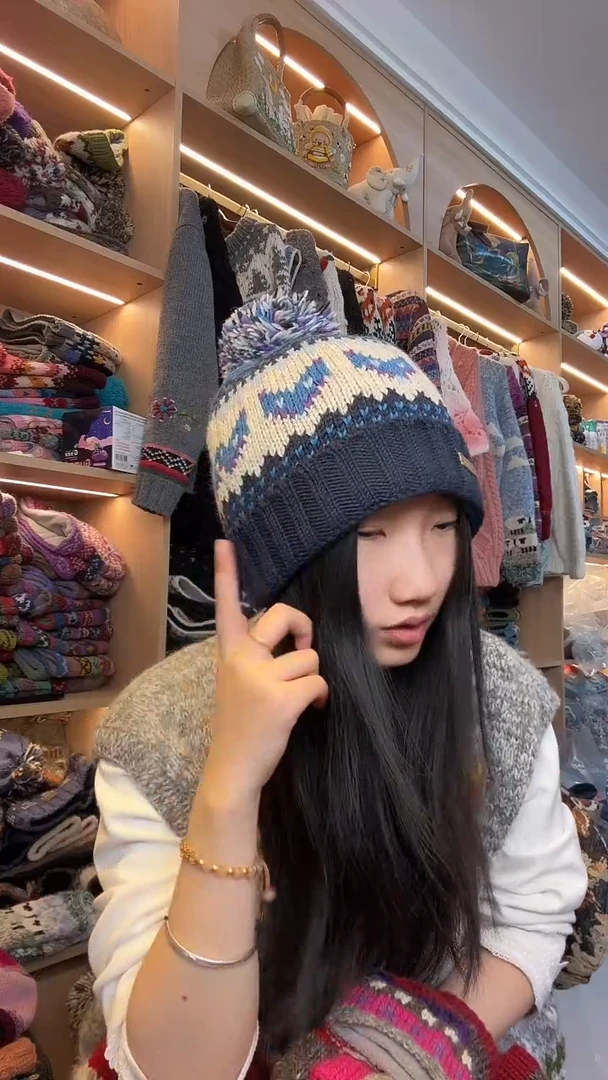 羊毛美利奴蓝色狐狸羊毛帽子