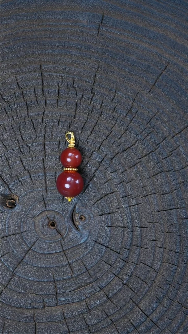 吊坠(赠链)18K金镶嵌南红玛瑙无胶无裂瓦西原矿9085