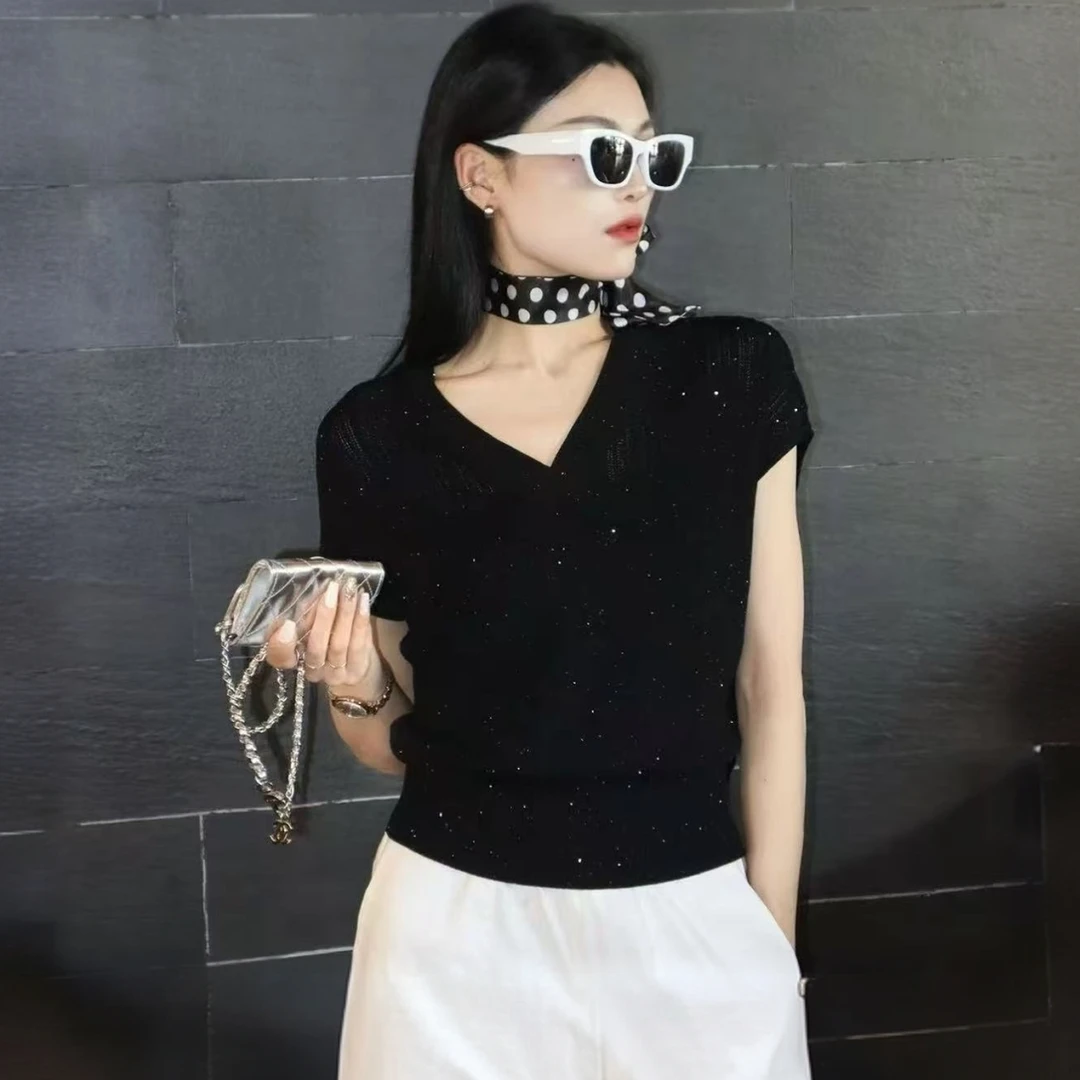 【AMSSGIRD】夏季新款时尚V领亮片镂空冰丝针织衫短袖t恤女1399605