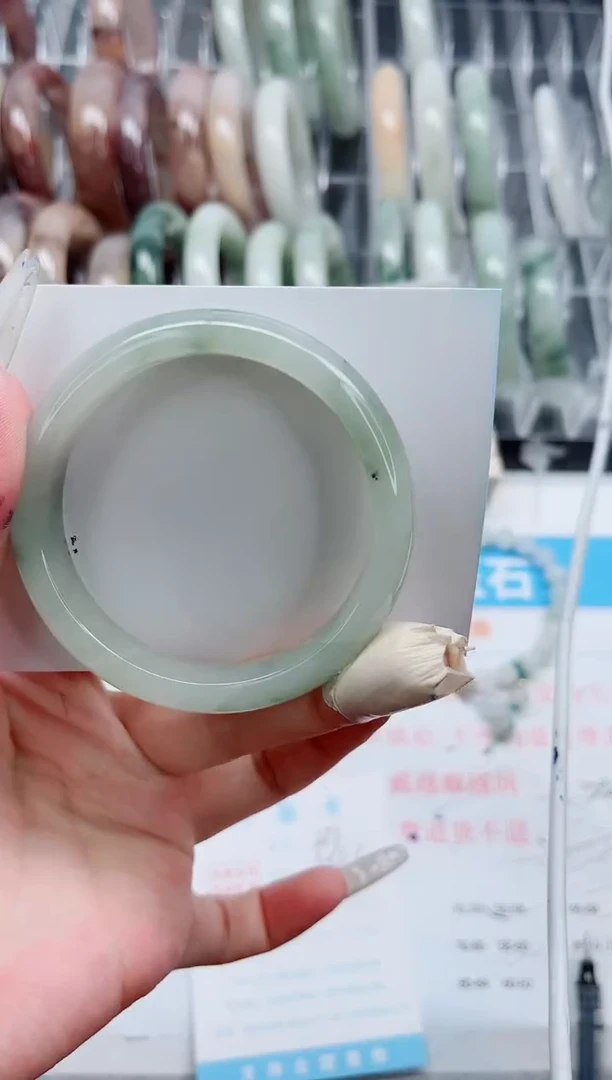 【闪购商品】石英质玉手镯未镶嵌A277-54.1