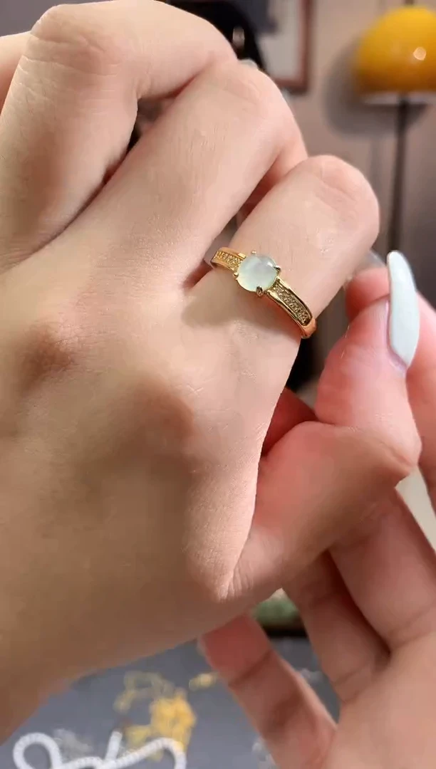 翡翠戒指未镶嵌戒指