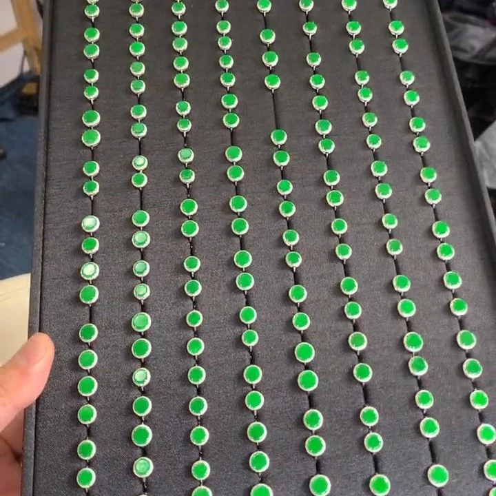 【逍遥】18K天然A货翡翠小圆牌耳饰*345/83/多样性发/1对