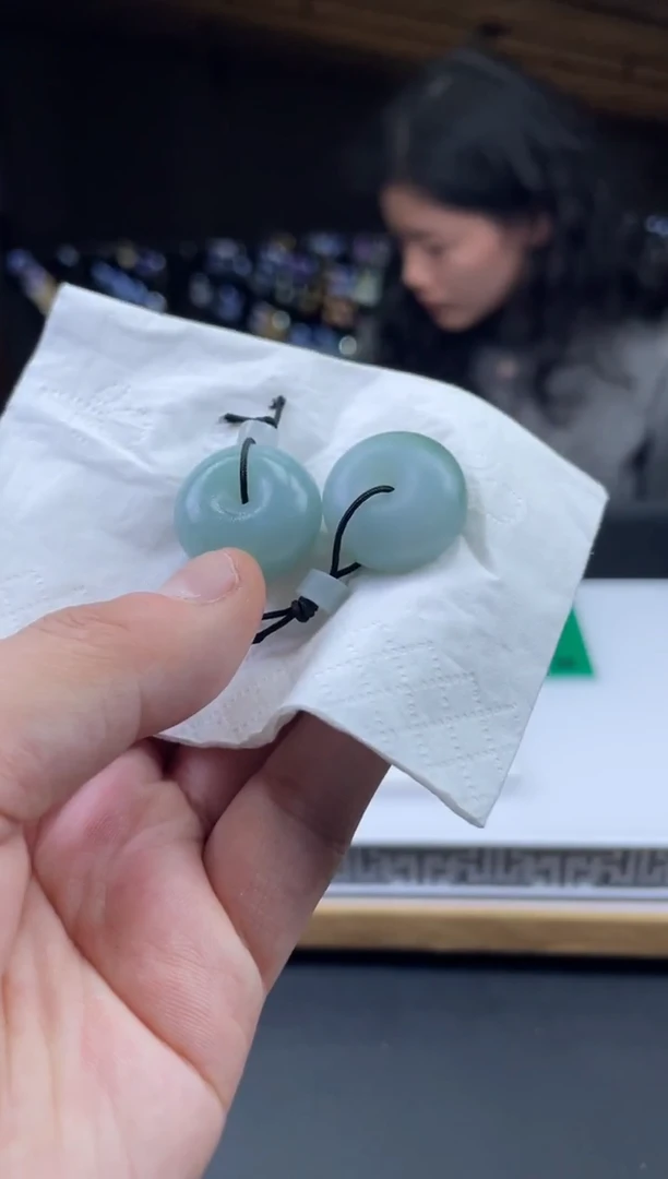 未镶嵌定制翡翠心***贝-112739