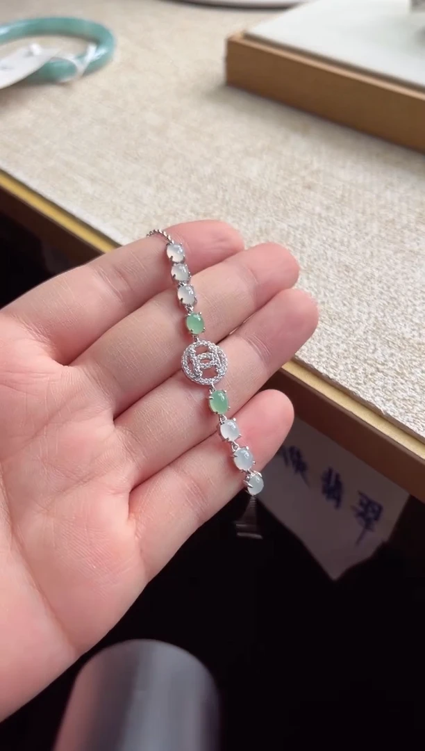 银S925镶嵌戒指翡翠1111