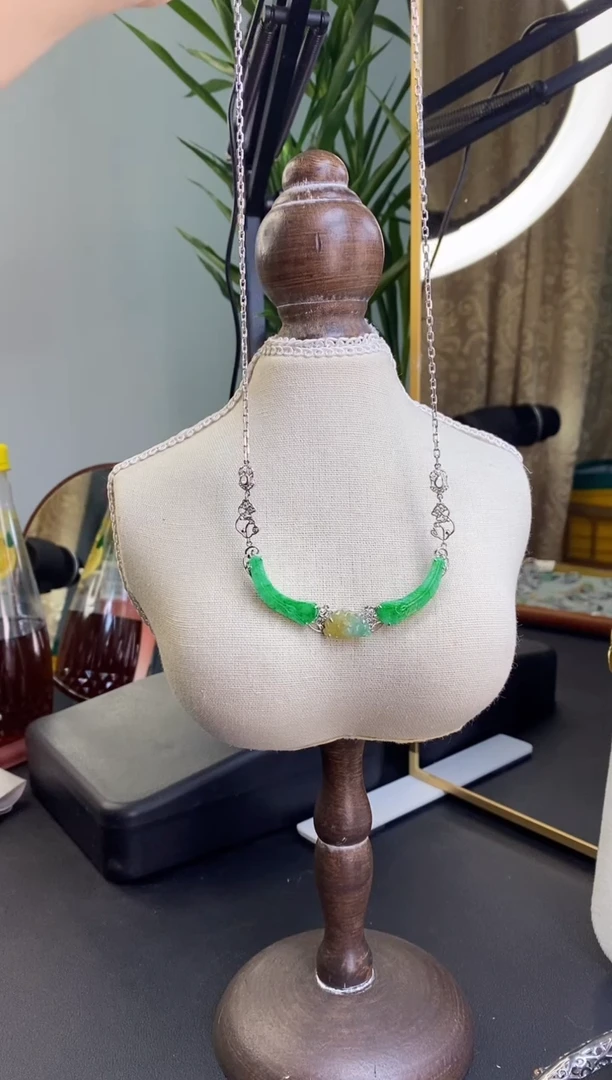 颈饰未镶嵌翡翠19355