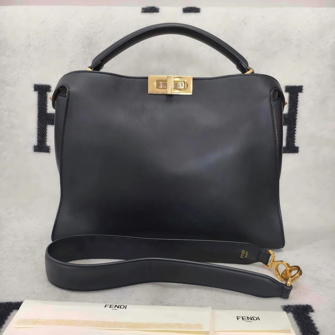 95新 FENDI/芬迪 15-01专柜价23500