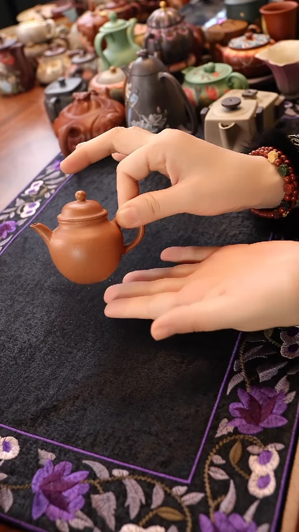 茶壶紫砂黄降坡泥莲子