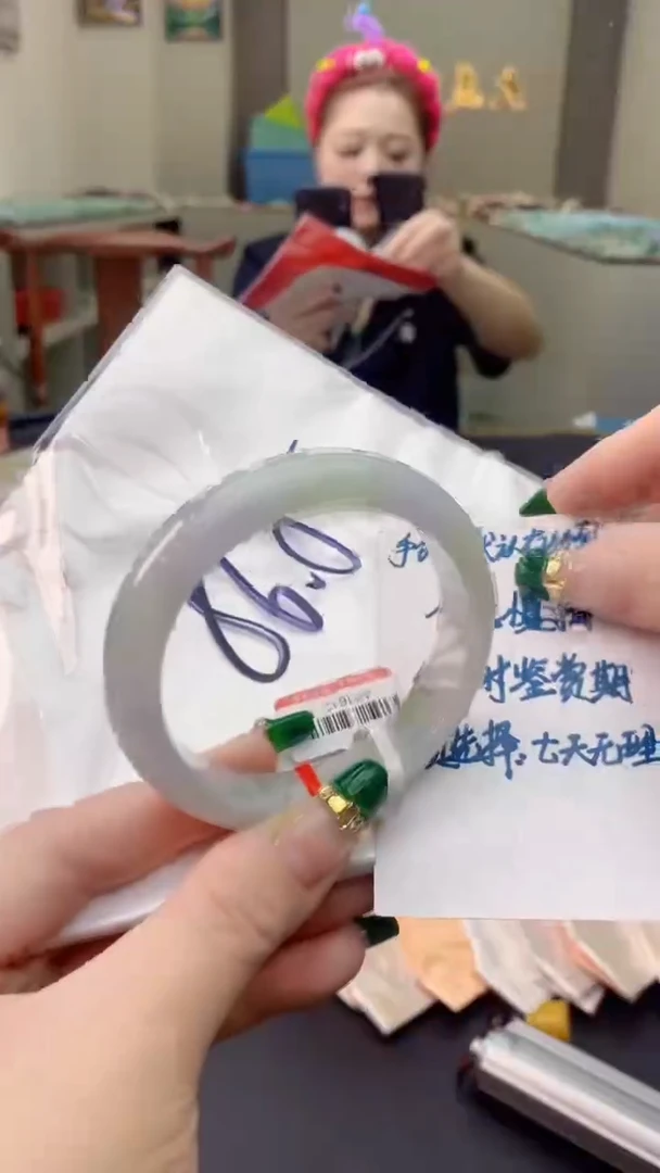 翡翠手镯未镶嵌0616881198