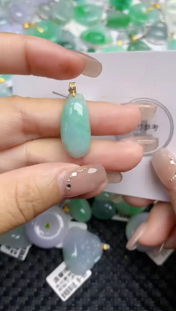 颈饰未镶嵌翡翠天然缅甸A货翡翠百元以上9元证书费自理