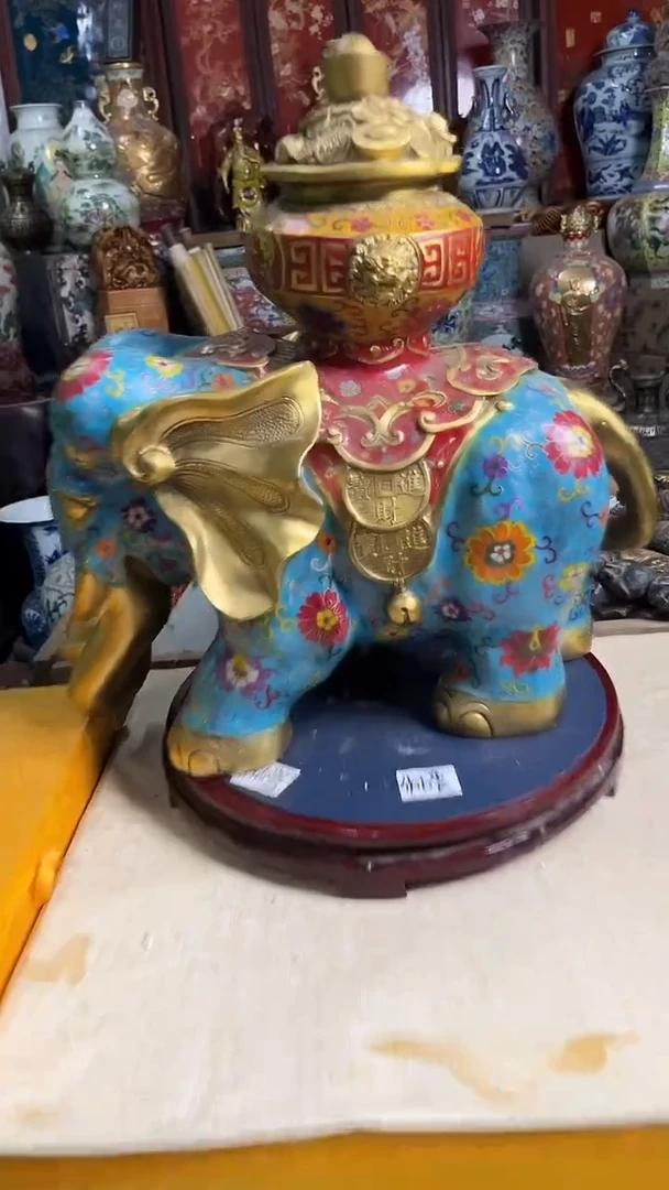 摆件现代陶瓷摆G
