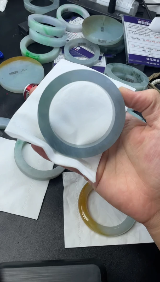 【闪购商品】定制翡翠手镯未镶嵌正圈AWH/29DZS