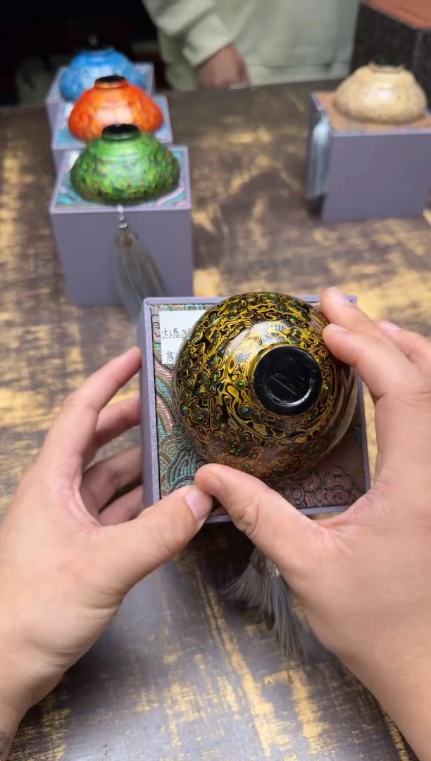 大漆欧泊建盏（黑金）